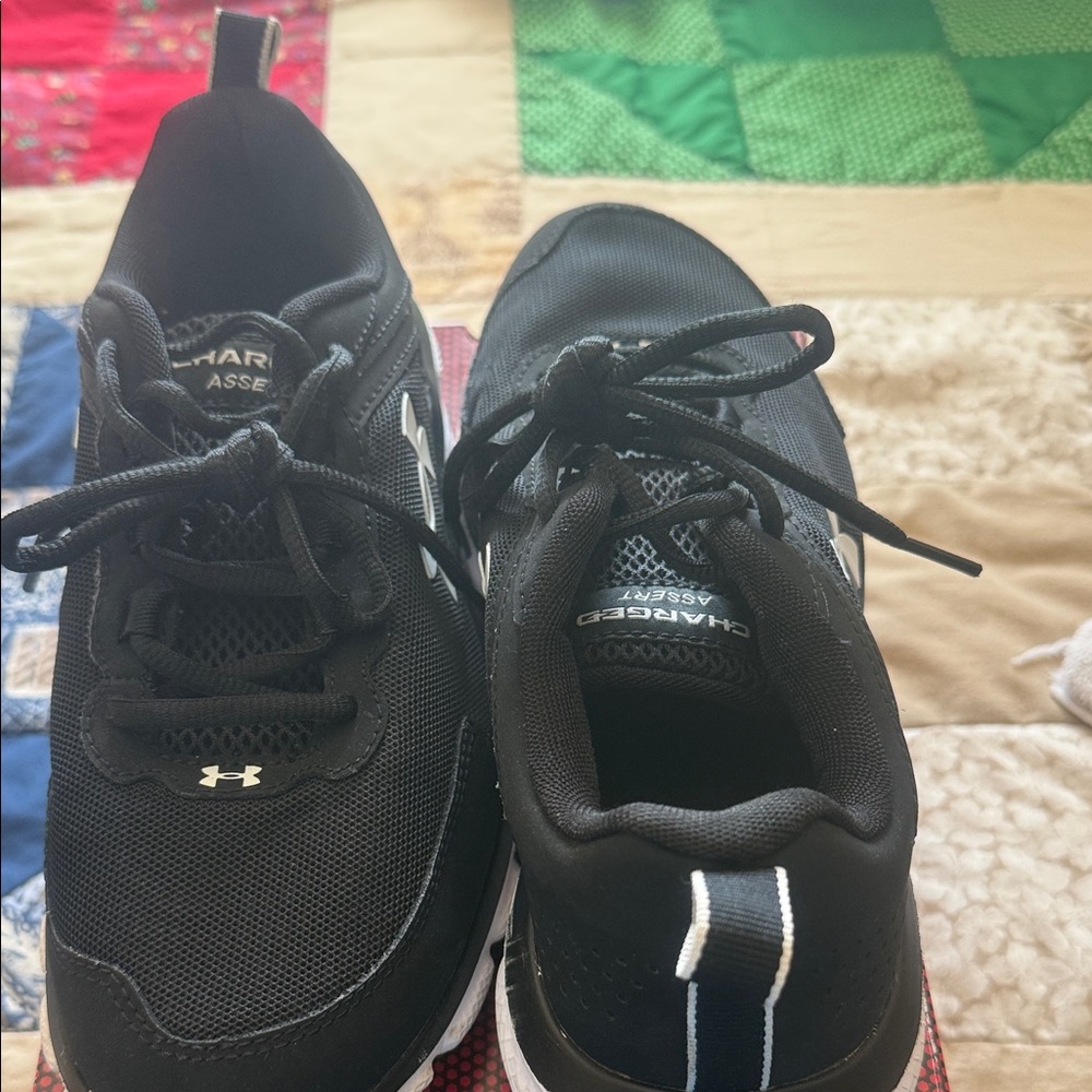 Under Armour Black Lace-Up Sneakers